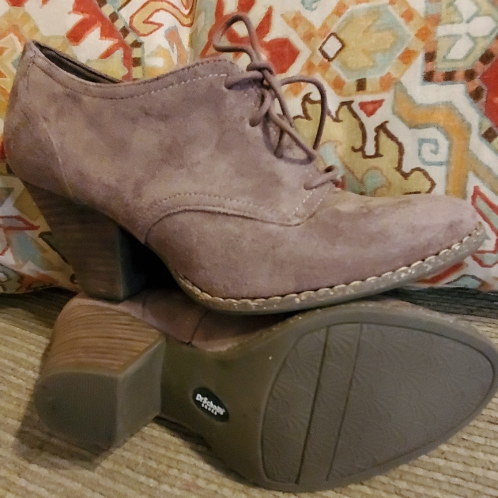 Dr. Scholls booties size 8